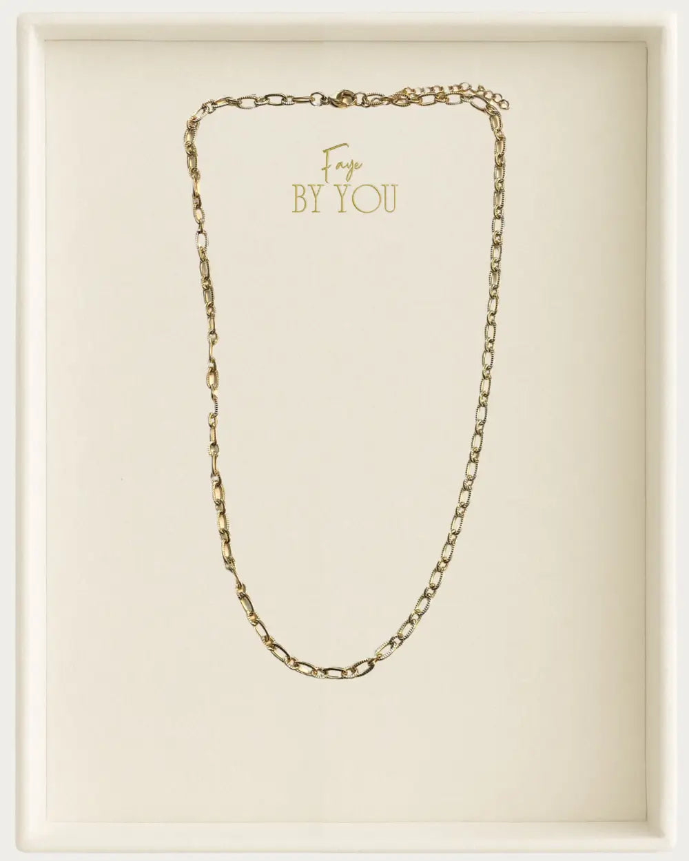 Gold Delicate Textured Oval