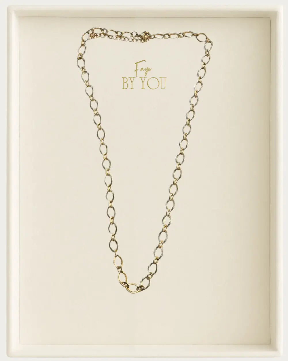 Gold Delicate Textured Oval Medium