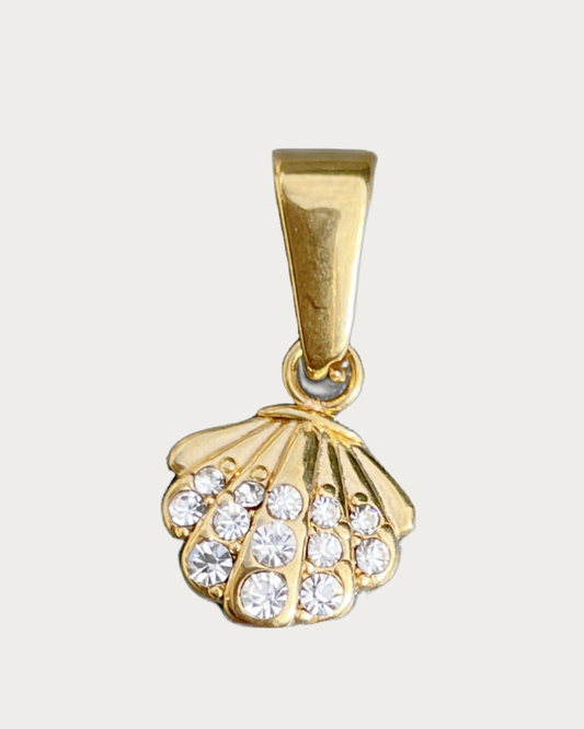 Gold Diamanté Shell Charm
