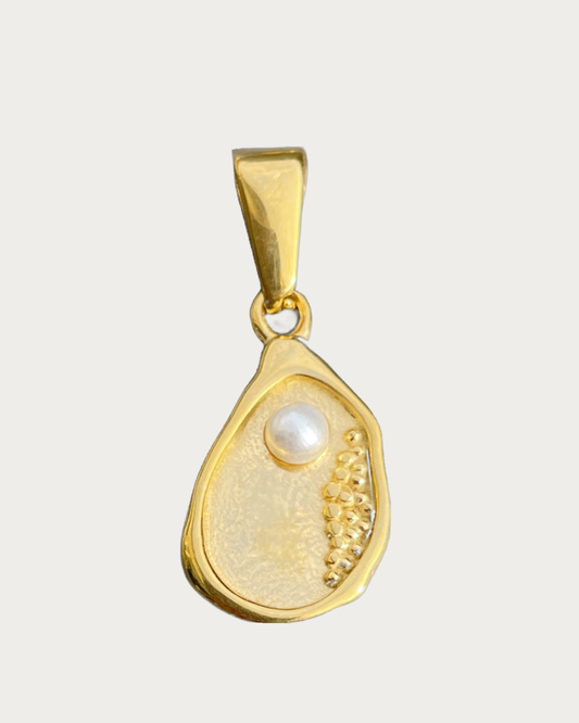 Gold Oyster Pearl Charm